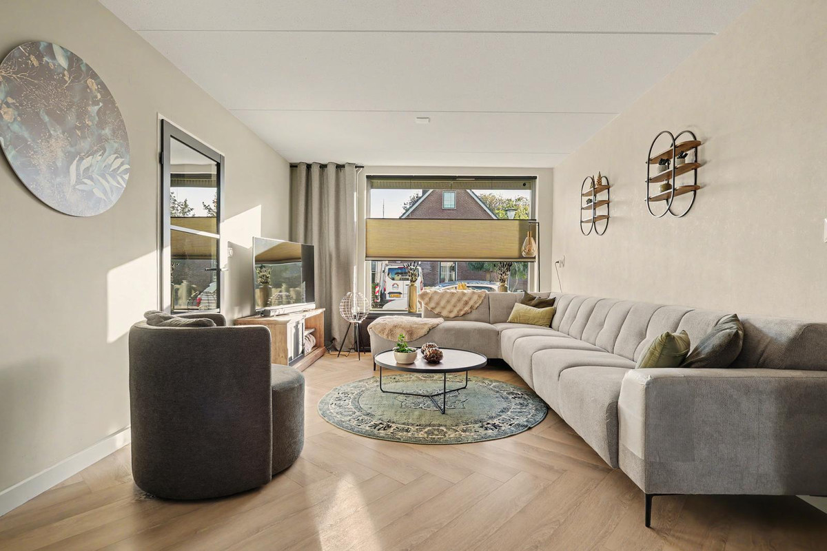 Tussenwoning te koop: Dr.W.Dreeslaan 9, Goes