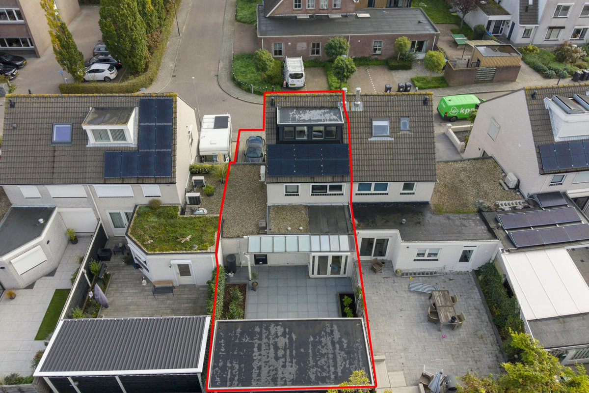 Tussenwoning te koop: Dr.W.Dreeslaan 9, Goes