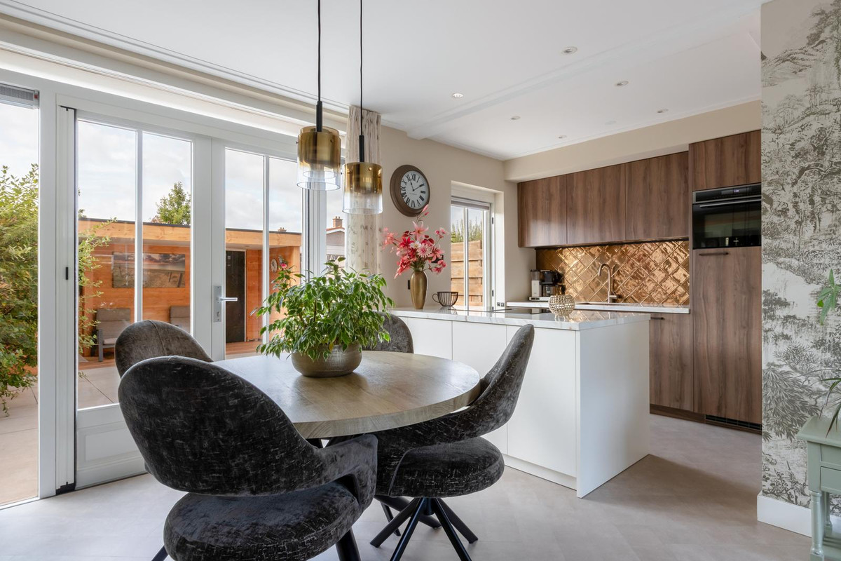 Tussenwoning te koop: Prins Bernhardstraat 53, Moordrecht