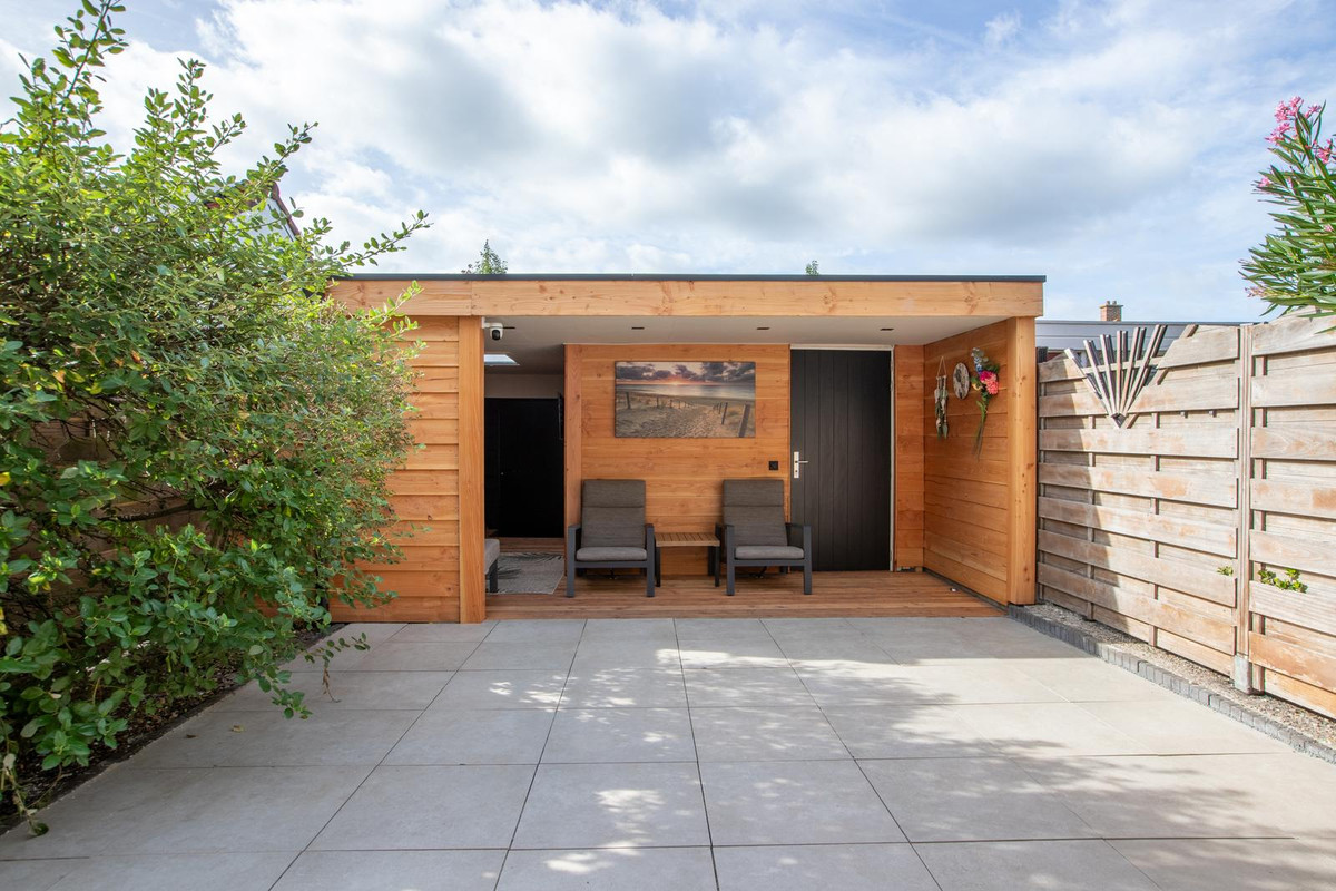Tussenwoning te koop: Prins Bernhardstraat 53, Moordrecht