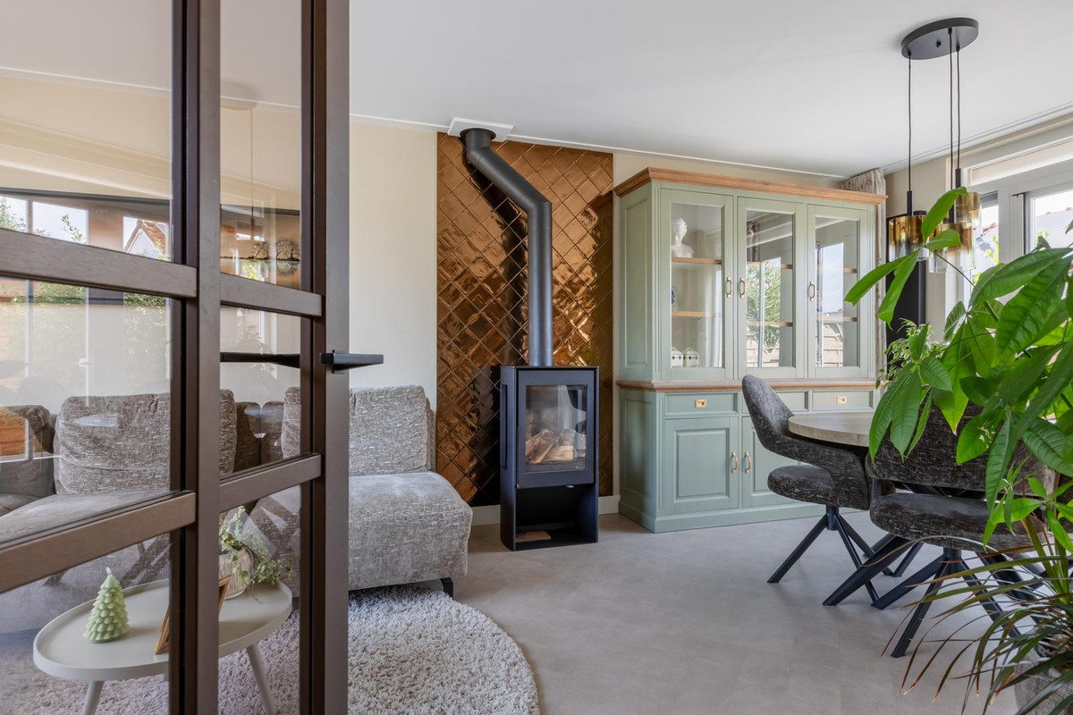 Tussenwoning te koop: Prins Bernhardstraat 53, Moordrecht
