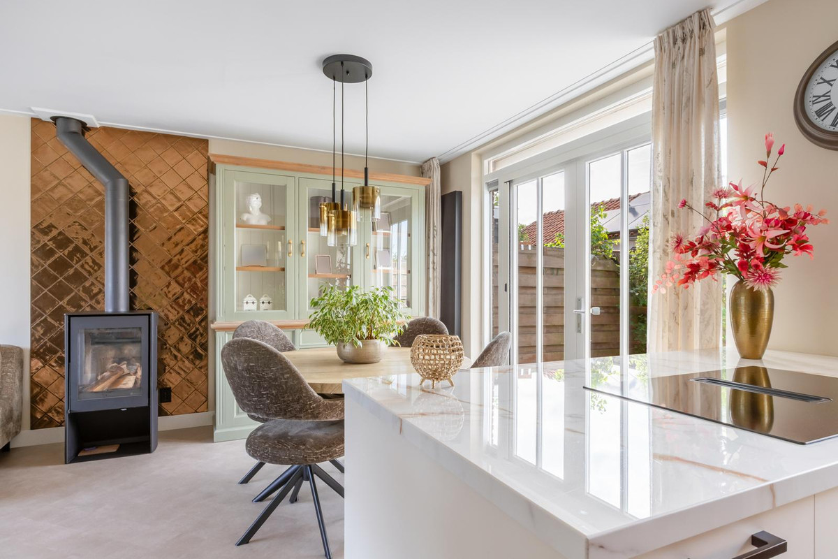 Tussenwoning te koop: Prins Bernhardstraat 53, Moordrecht