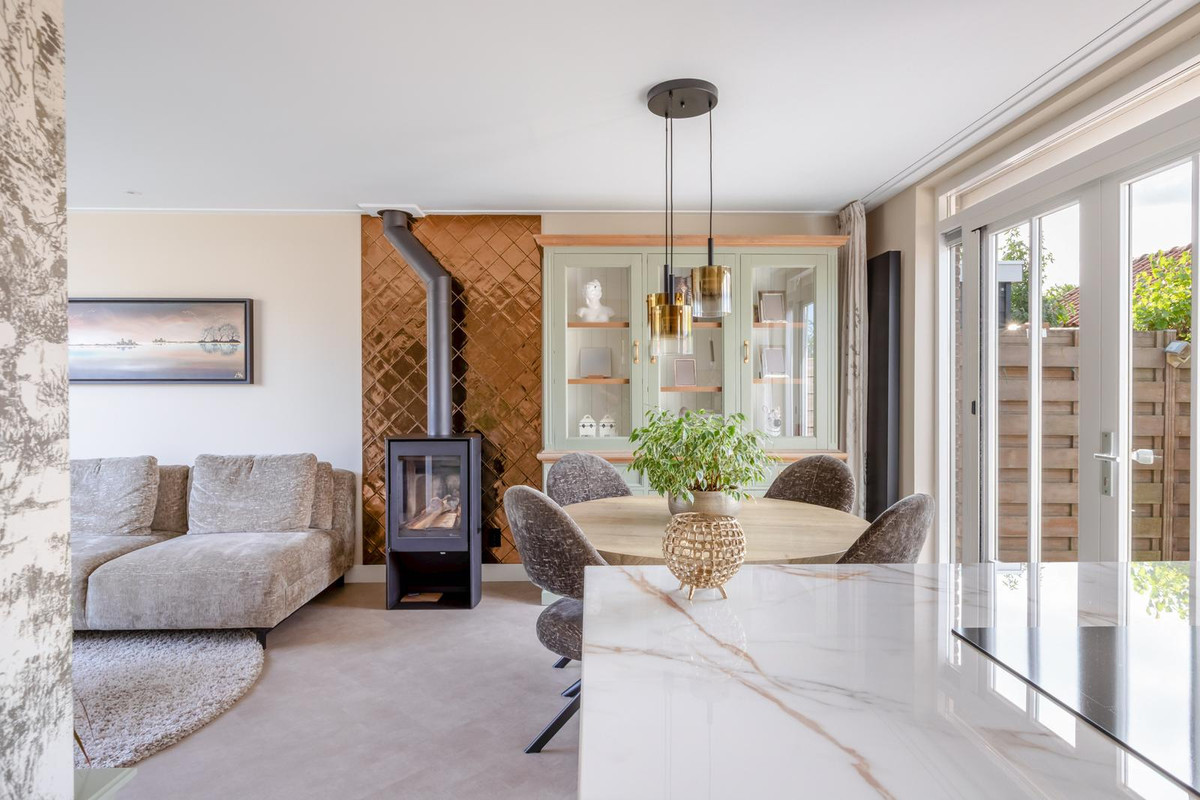 Tussenwoning te koop: Prins Bernhardstraat 53, Moordrecht