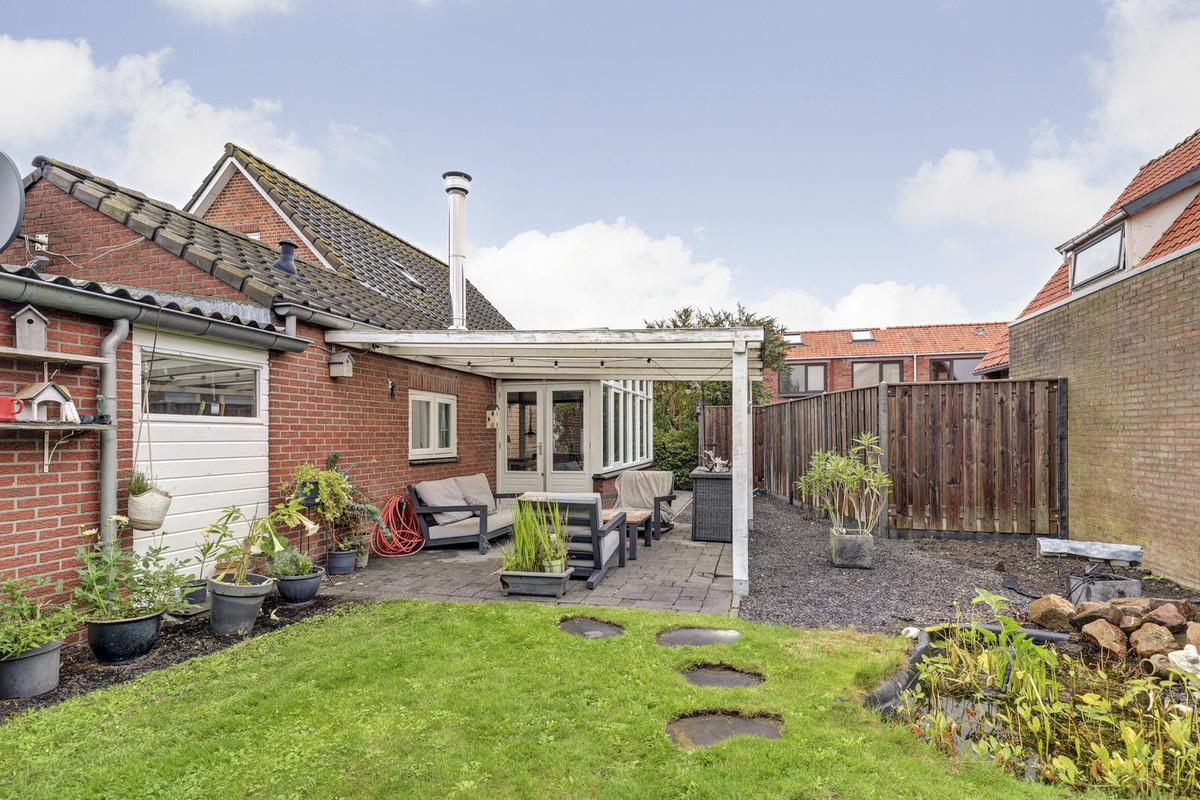 Vrijstaande woning te koop: Emmastraat 14, Sint Philipsland