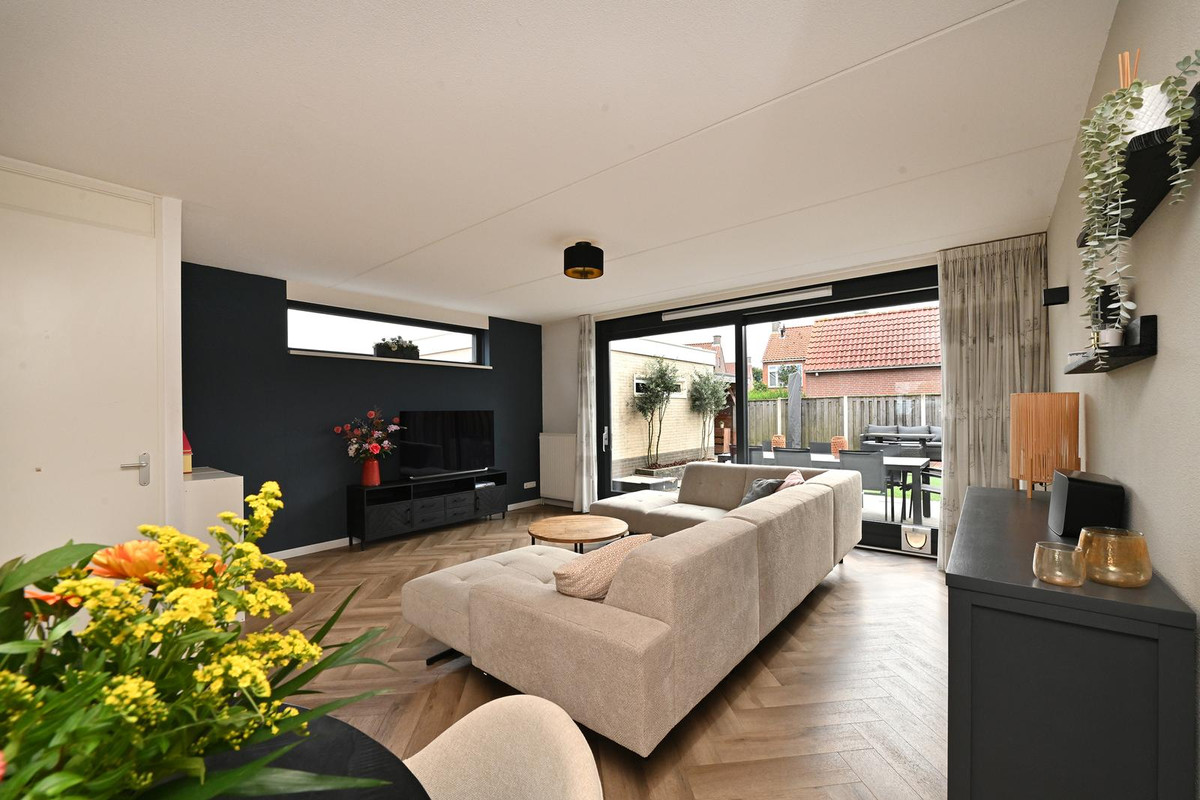 Hoekwoning te koop: Hof van Steenbergen 14, Steenbergen