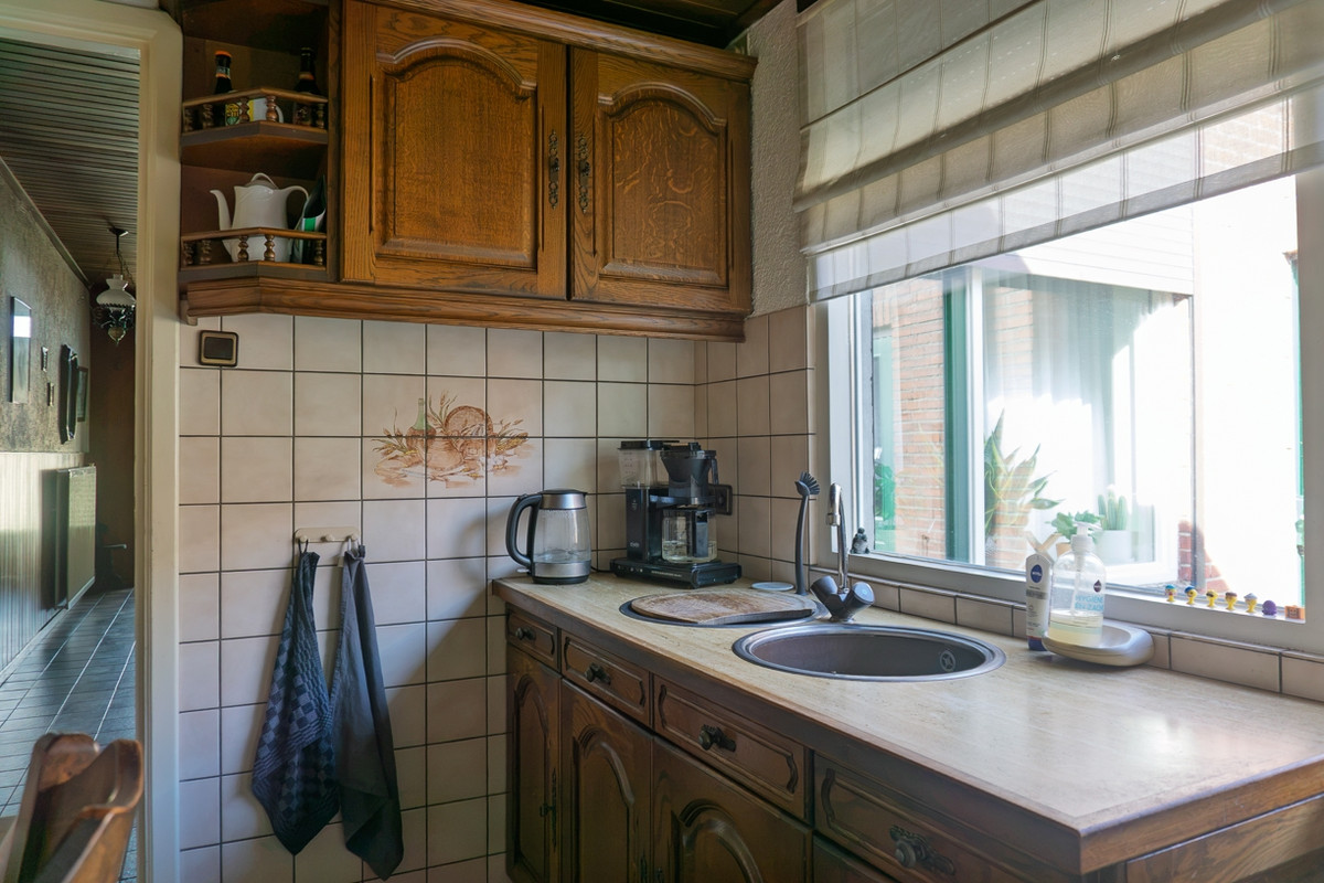 Twee-onder-één-kap te koop: Nicolaas Beetsstraat 10A, Bergen Op Zoom