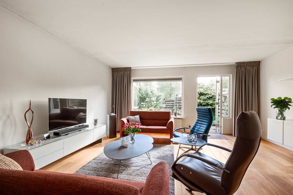 Hoekwoning te koop: Lindholm 18, Hoofddorp