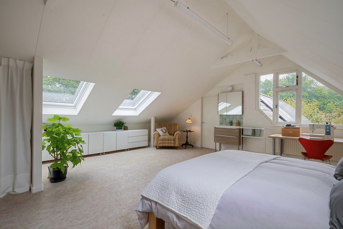 Vrijstaande woning te koop: Johan Horalaan 1, Midwolda