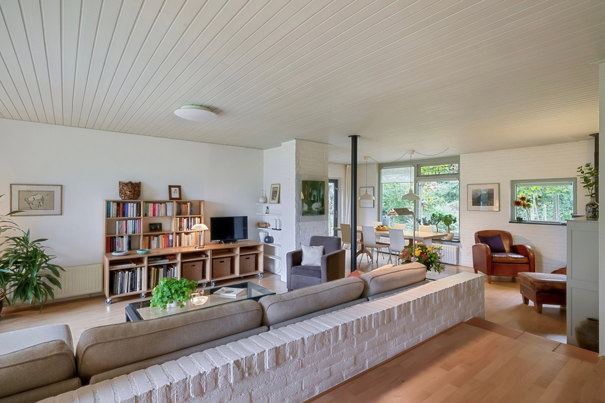 Vrijstaande woning te koop: Johan Horalaan 1, Midwolda
