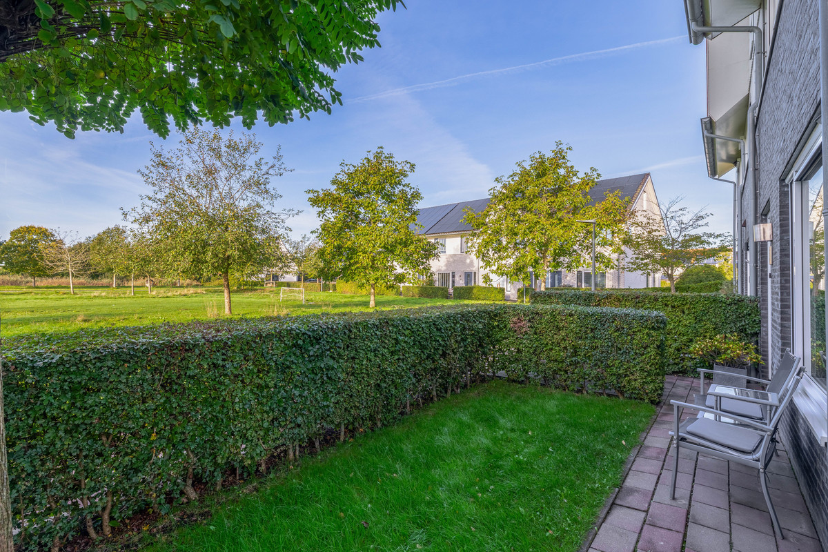 Hoekwoning te koop: Meeroeverslaan 254, Meerstad