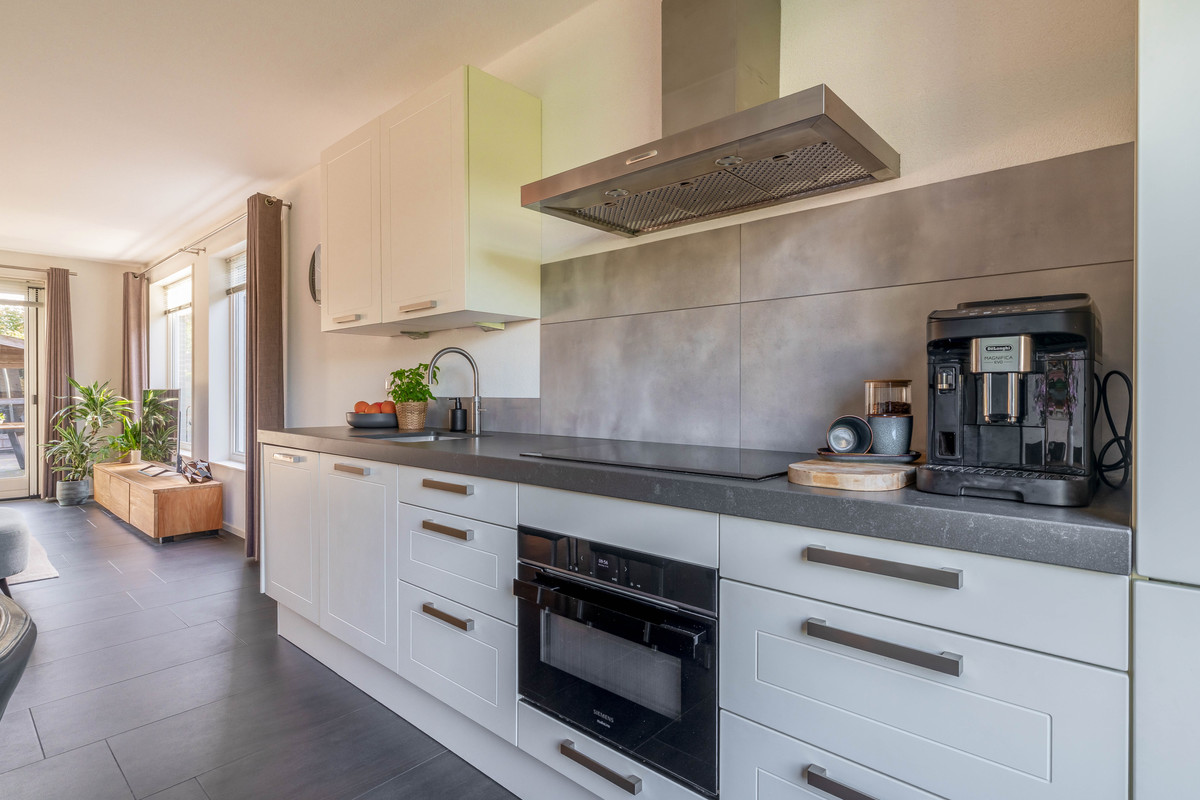 Hoekwoning te koop: Meeroeverslaan 254, Meerstad