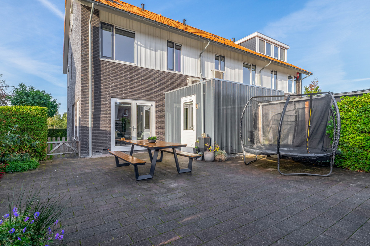 Hoekwoning te koop: Meeroeverslaan 254, Meerstad