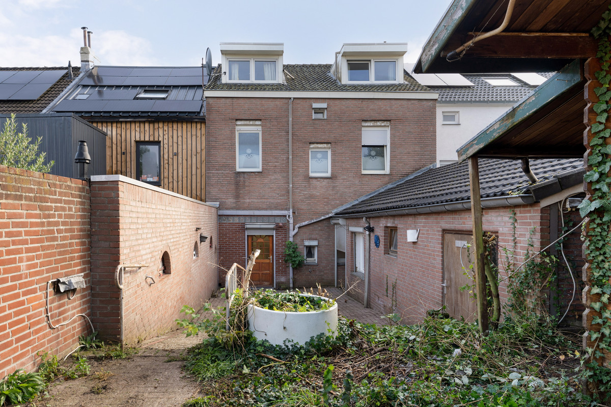 Tussenwoning te koop: Bleijerheiderstraat 30, Kerkrade