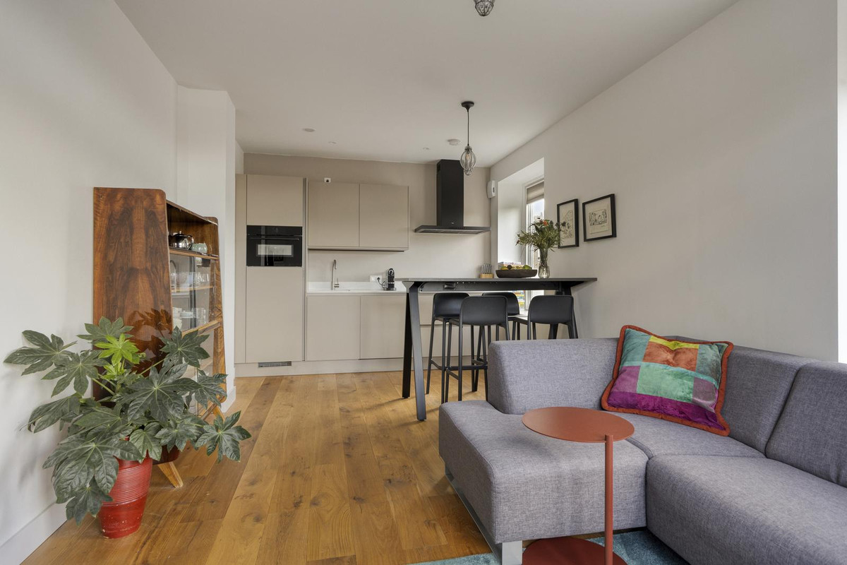 Appartement te koop: Buskenblaserstraat 42-3, Amsterdam