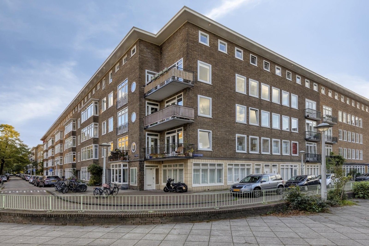 Appartement te koop: Buskenblaserstraat 42-3, Amsterdam