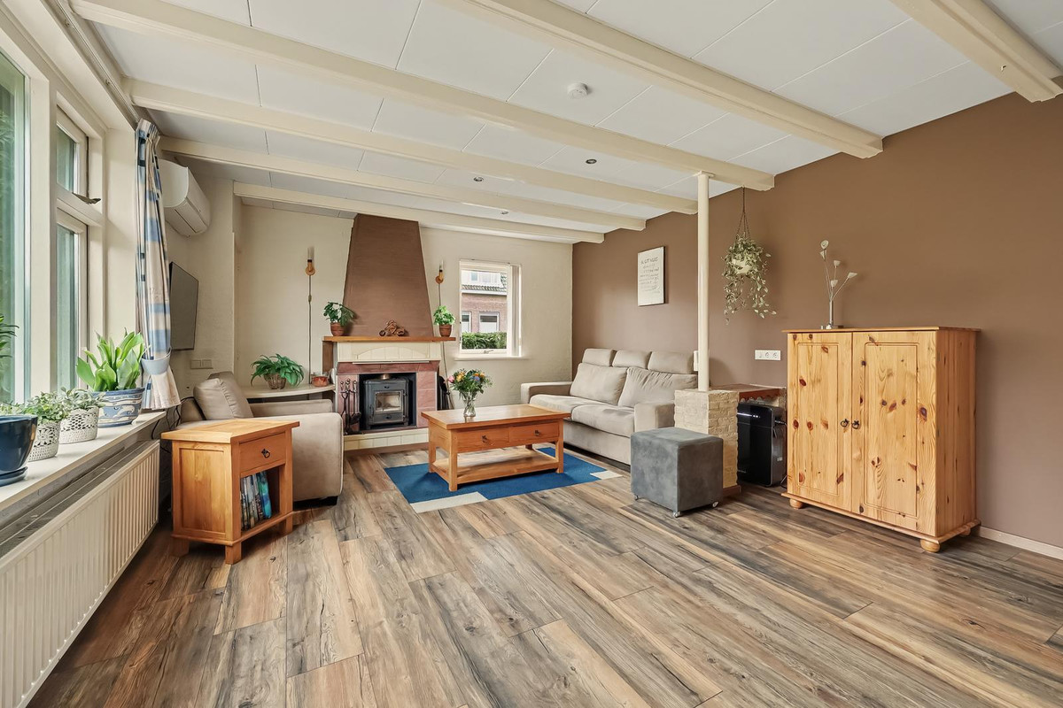 Vrijstaande woning te koop: Prins Bernhardstraat 17, Nieuwdorp