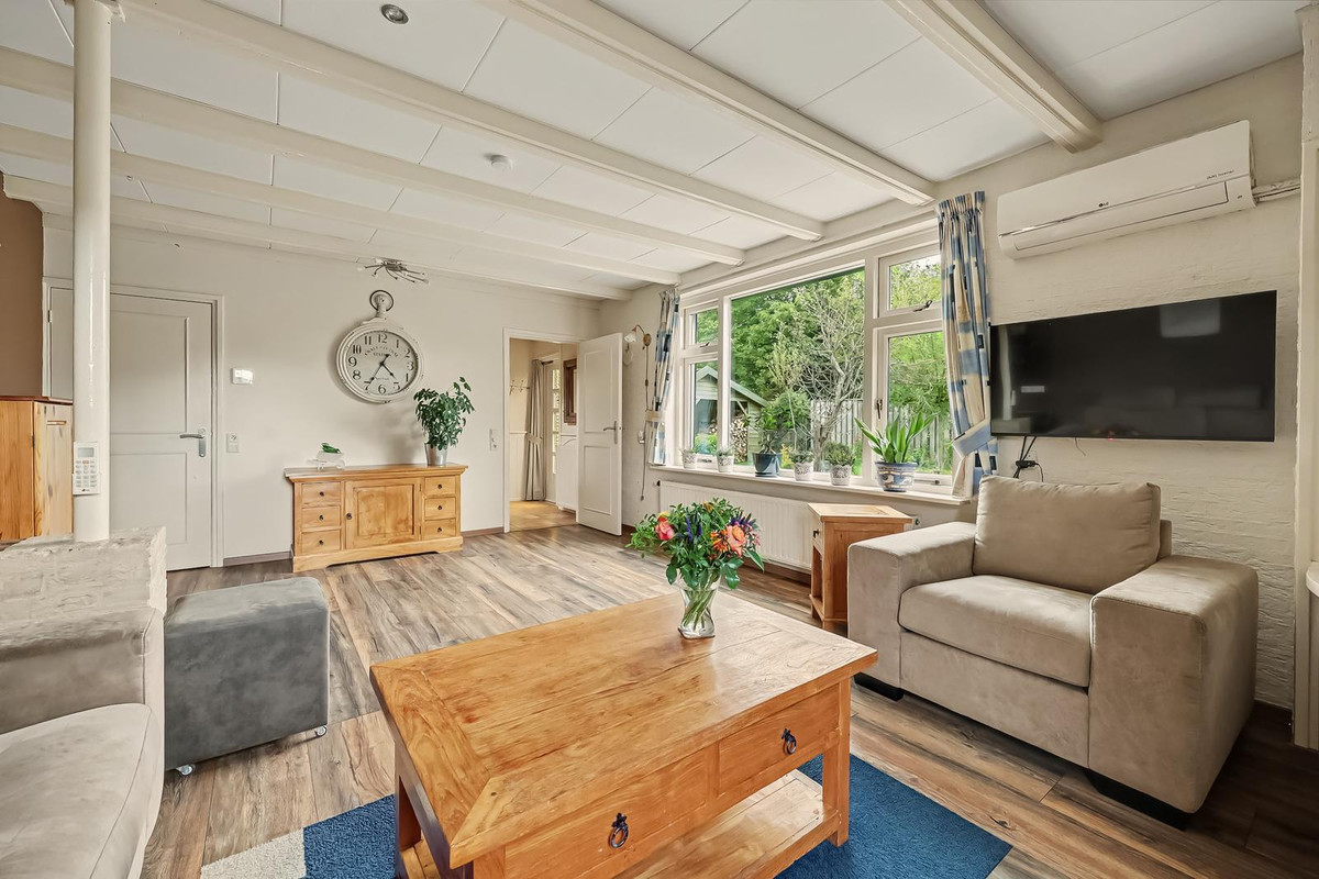 Vrijstaande woning te koop: Prins Bernhardstraat 17, Nieuwdorp