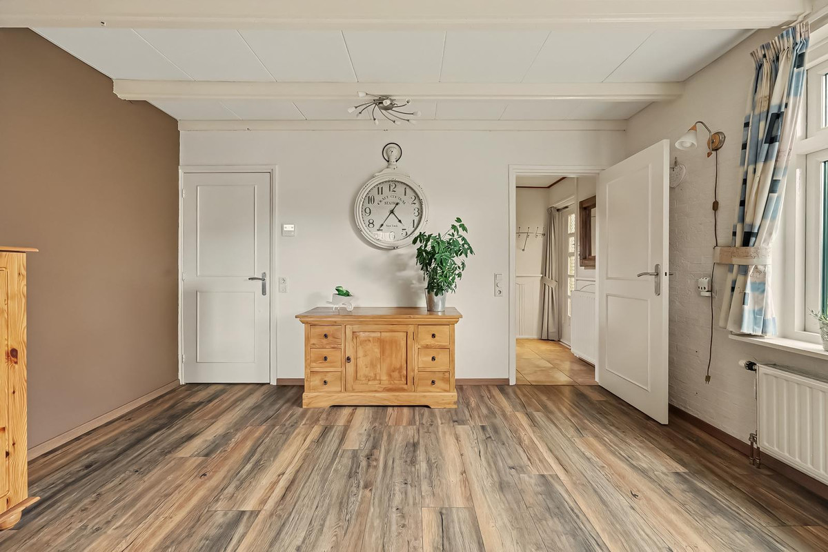 Vrijstaande woning te koop: Prins Bernhardstraat 17, Nieuwdorp