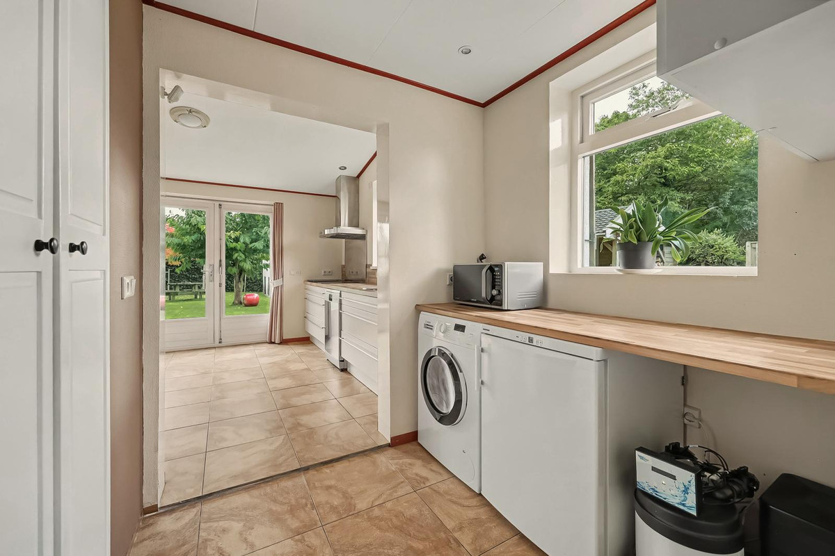 Vrijstaande woning te koop: Prins Bernhardstraat 17, Nieuwdorp