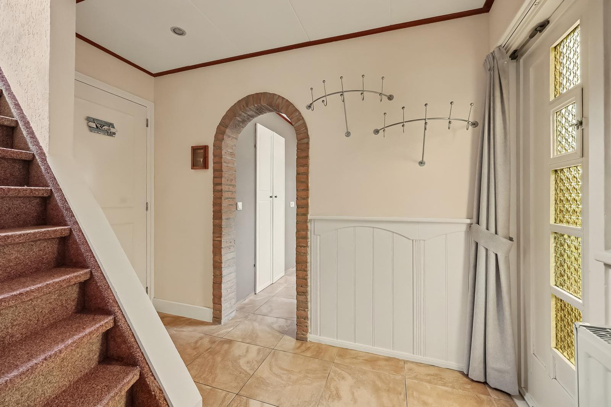 Vrijstaande woning te koop: Prins Bernhardstraat 17, Nieuwdorp