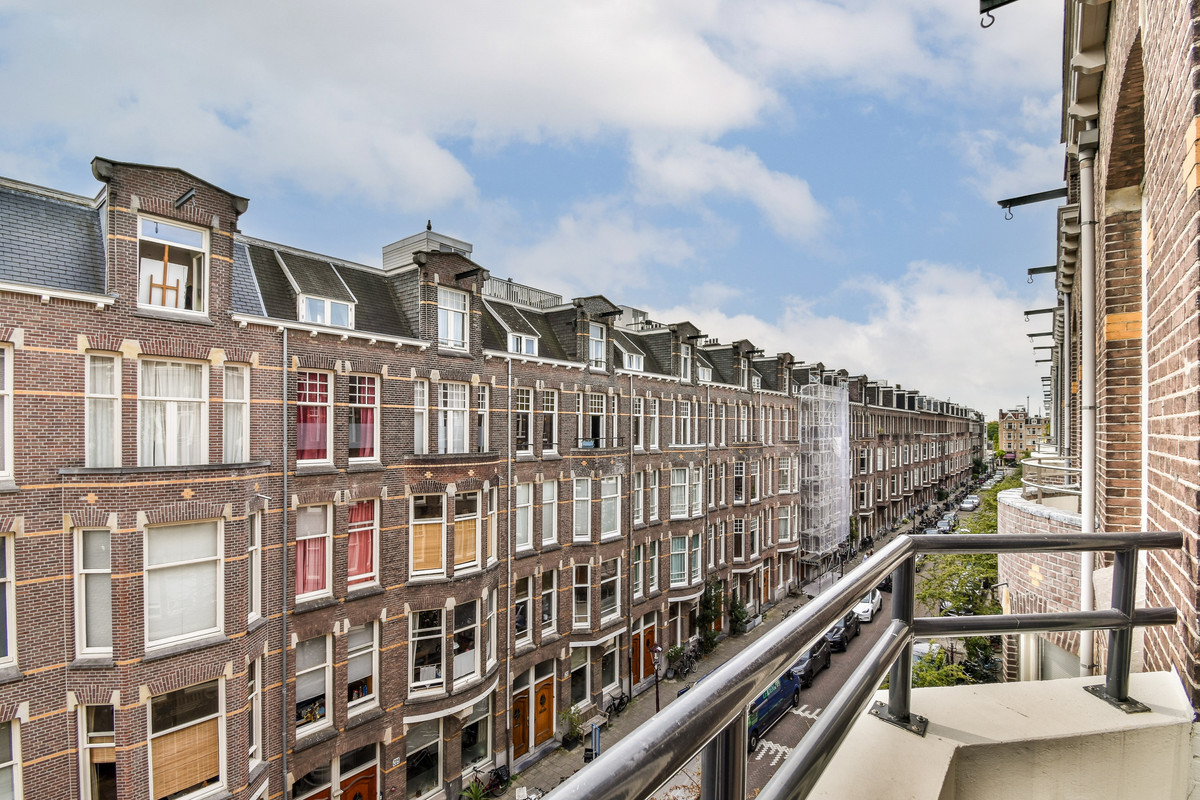 Appartement te huur: Valeriusstraat 250-3, Amsterdam