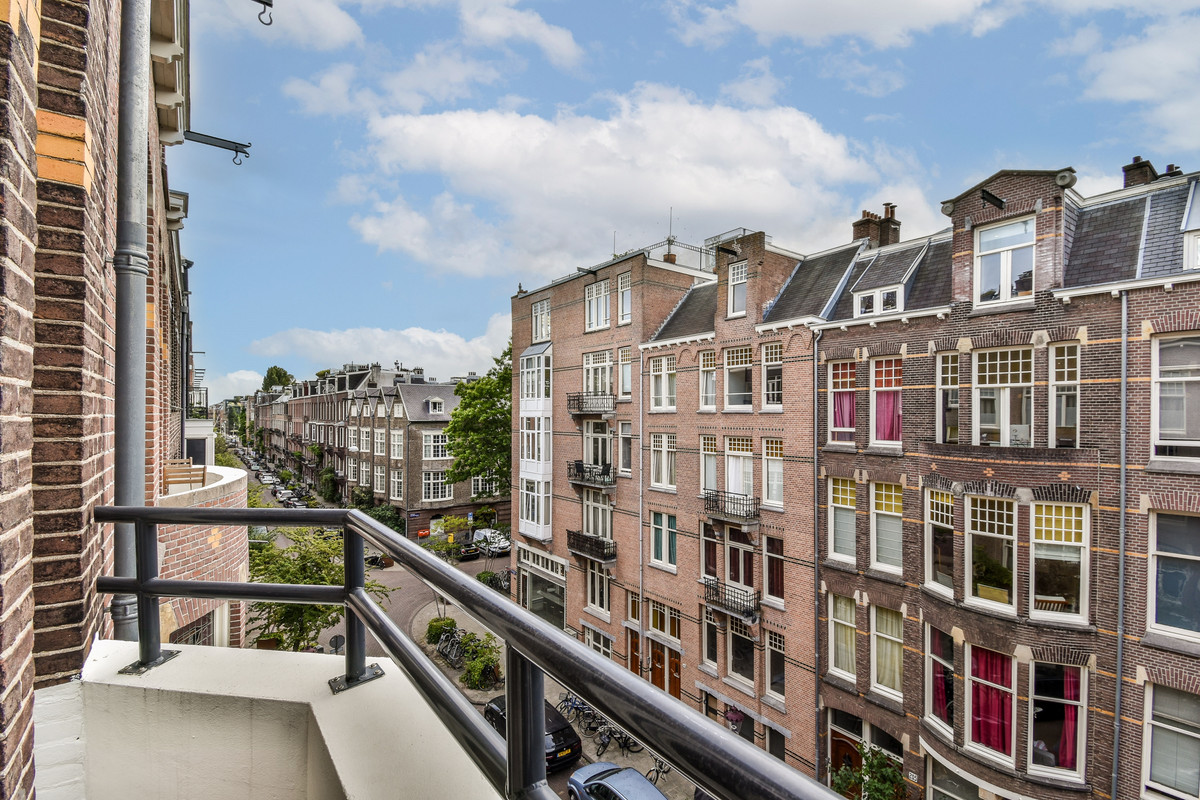Appartement te huur: Valeriusstraat 250-3, Amsterdam