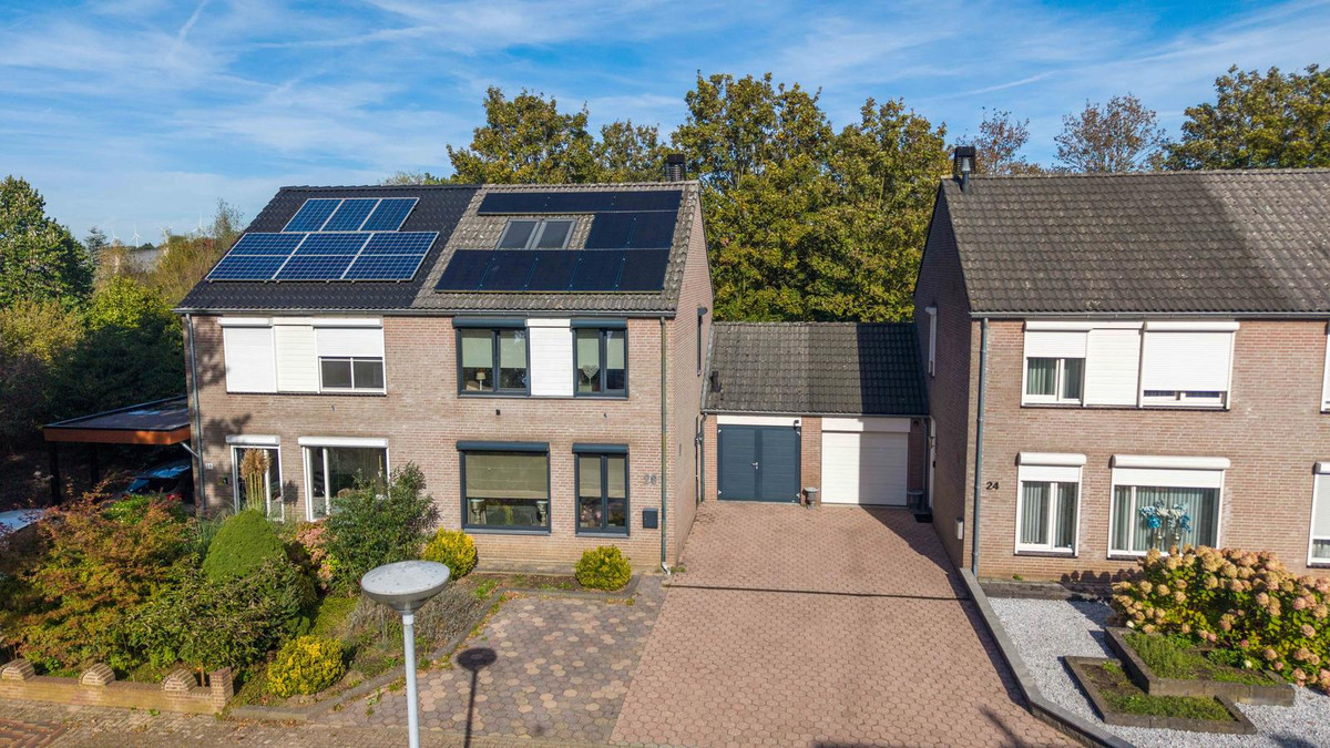 Tussenwoning te koop: Mimosastraat 26, Venlo