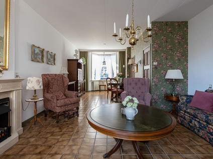 Admiraal de Ruyterstraat 32