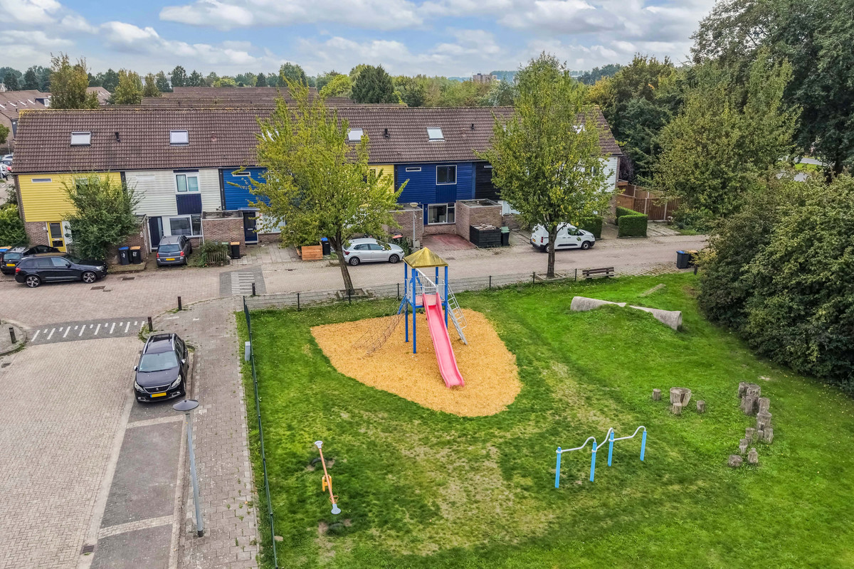 Tussenwoning te koop: Biesbosstraat 103, Lelystad