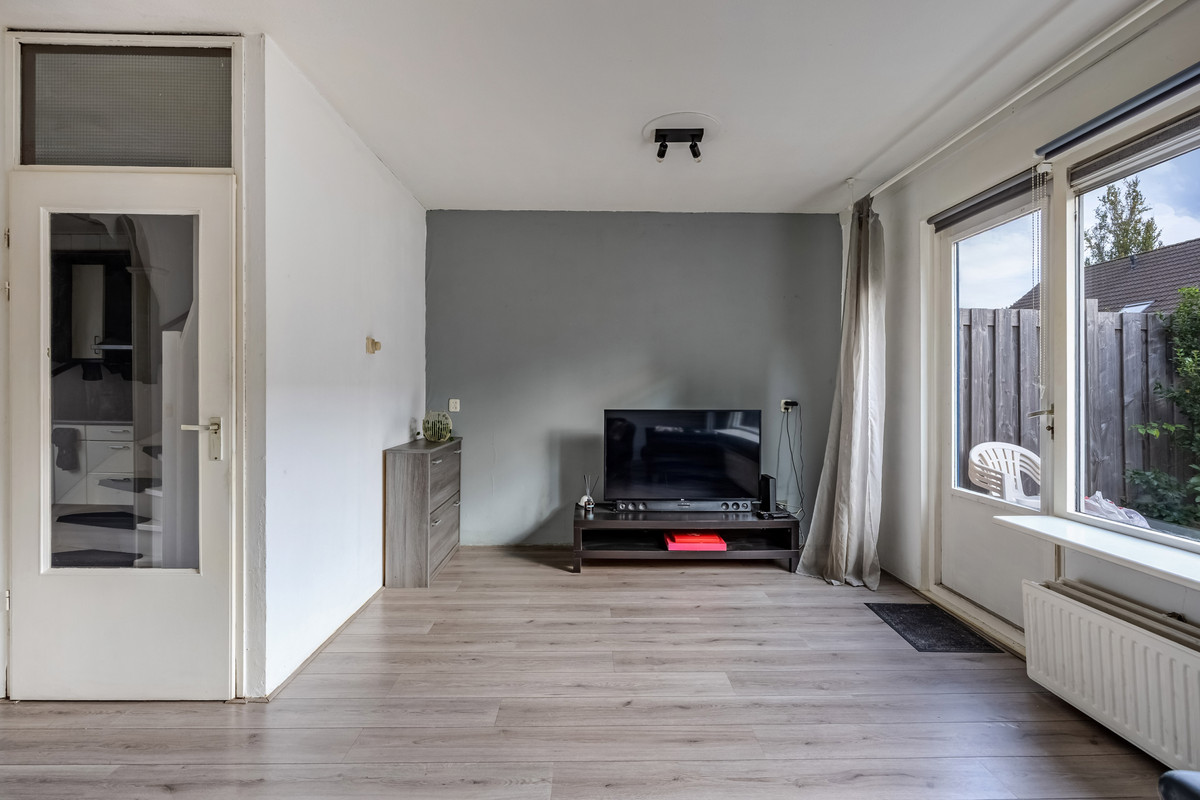 Tussenwoning te koop: Biesbosstraat 103, Lelystad