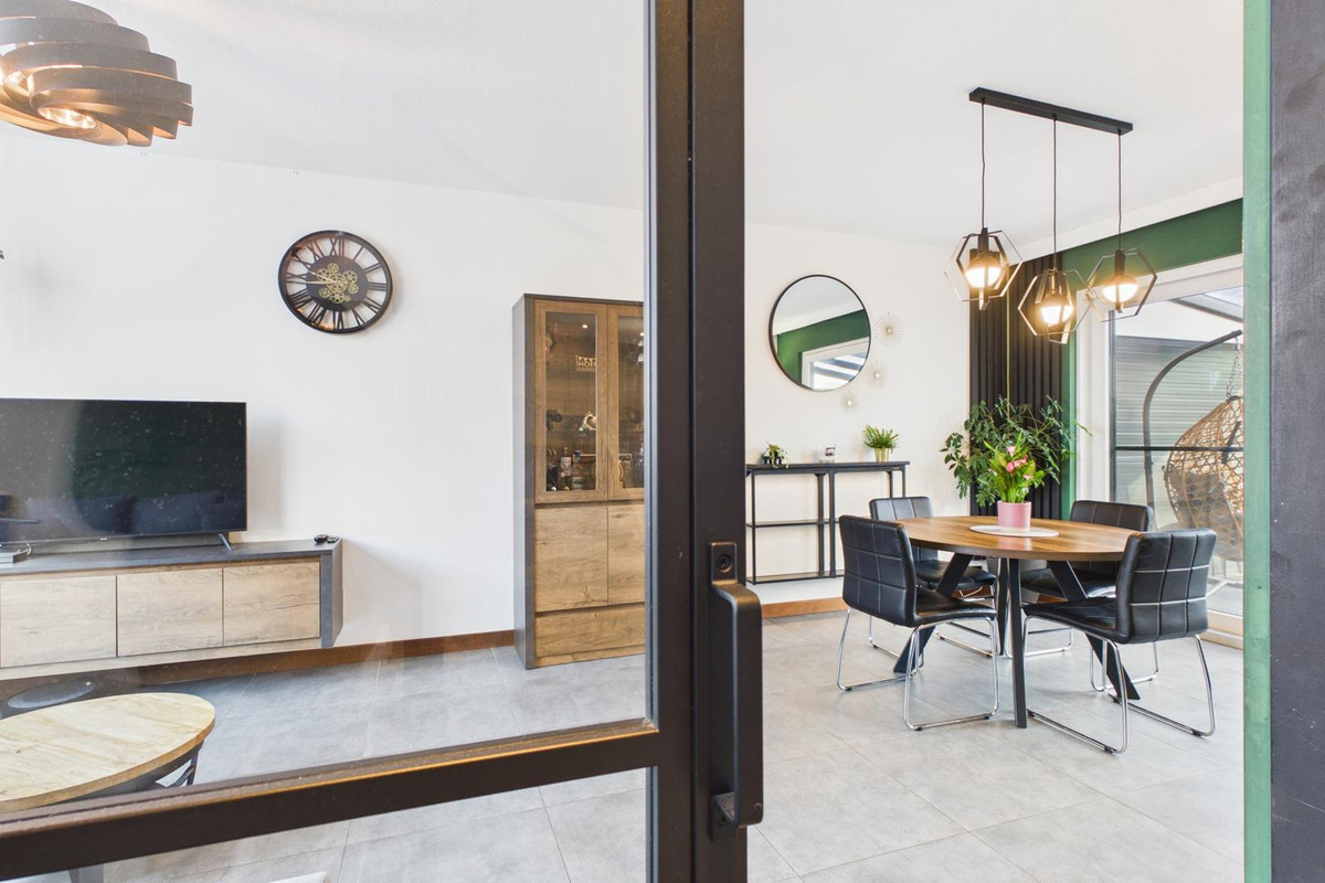 Tussenwoning te koop: Hoofstraat 60, Terhole