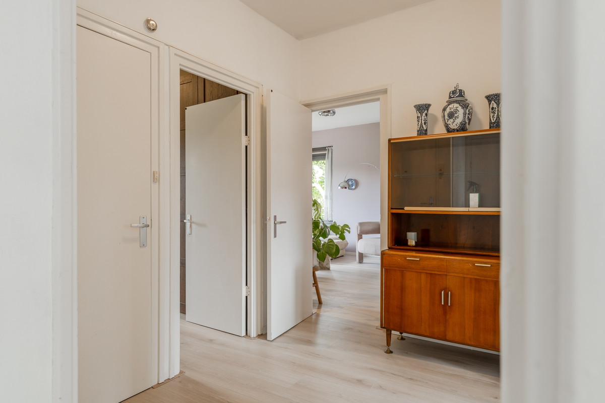 Appartement te koop: Medemblikstraat 60-1, Amsterdam