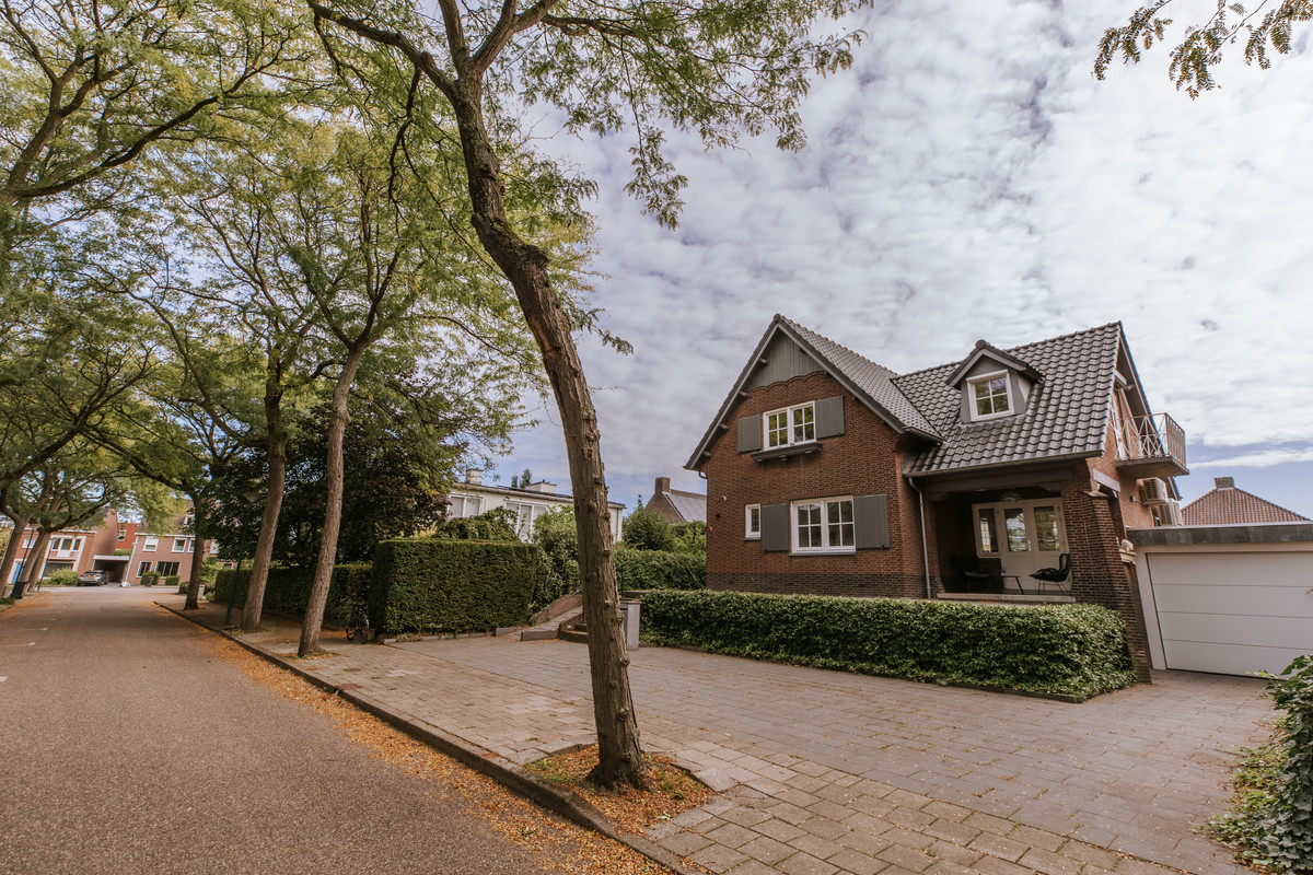 Vrijstaande woning te koop: Bisschop Van Hoensbroeckstraat 7, Roermond