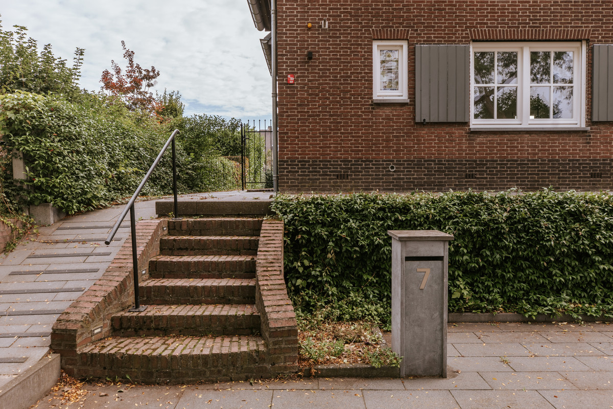 Vrijstaande woning te koop: Bisschop Van Hoensbroeckstraat 7, Roermond
