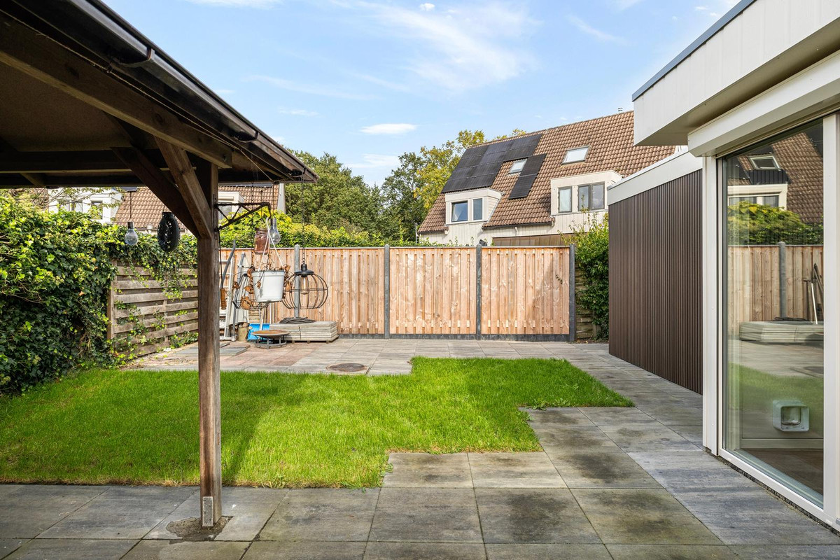 Twee-onder-één-kap te koop: Westerbeek 7, Schoonebeek