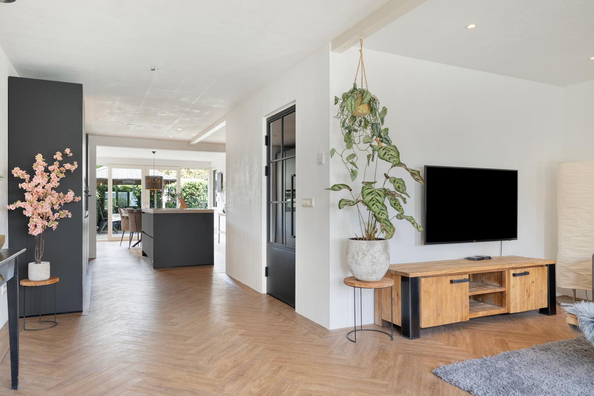Twee-onder-één-kap te koop: Westerbeek 7, Schoonebeek