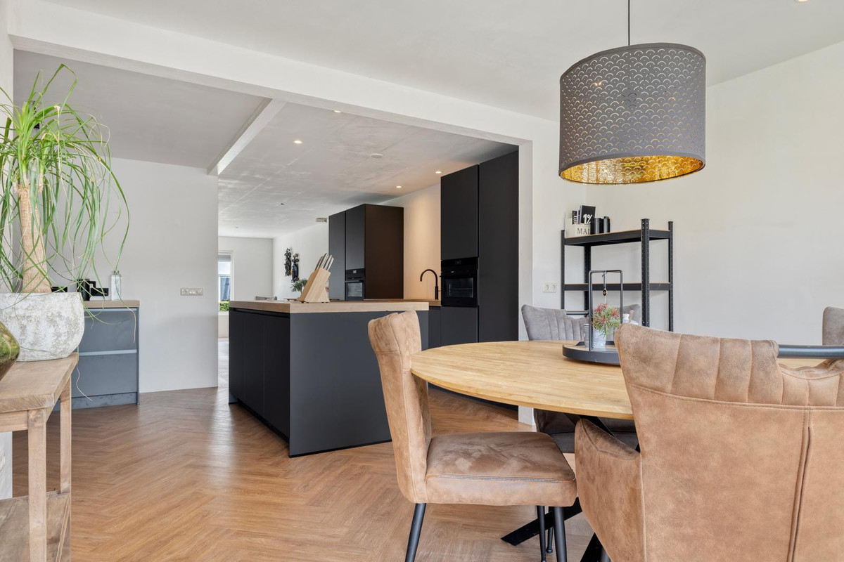 Twee-onder-één-kap te koop: Westerbeek 7, Schoonebeek