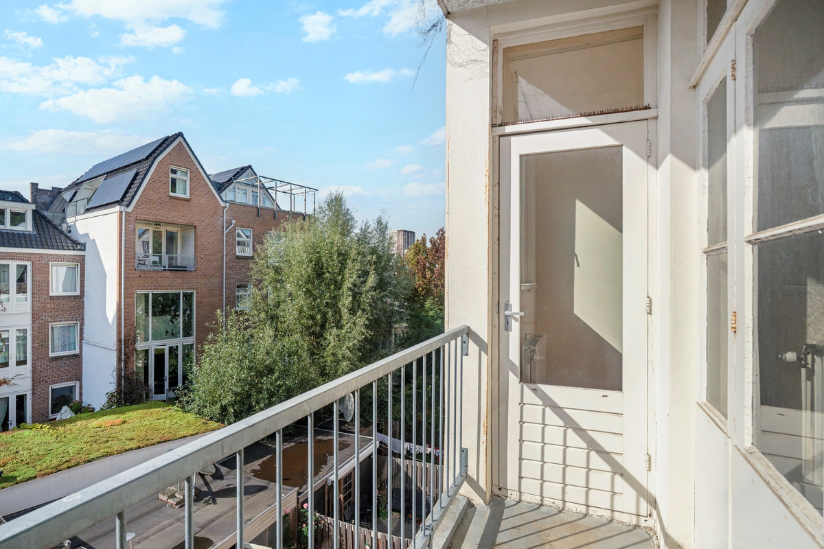 Appartement te koop: West-Varkenoordseweg 129A02, Rotterdam