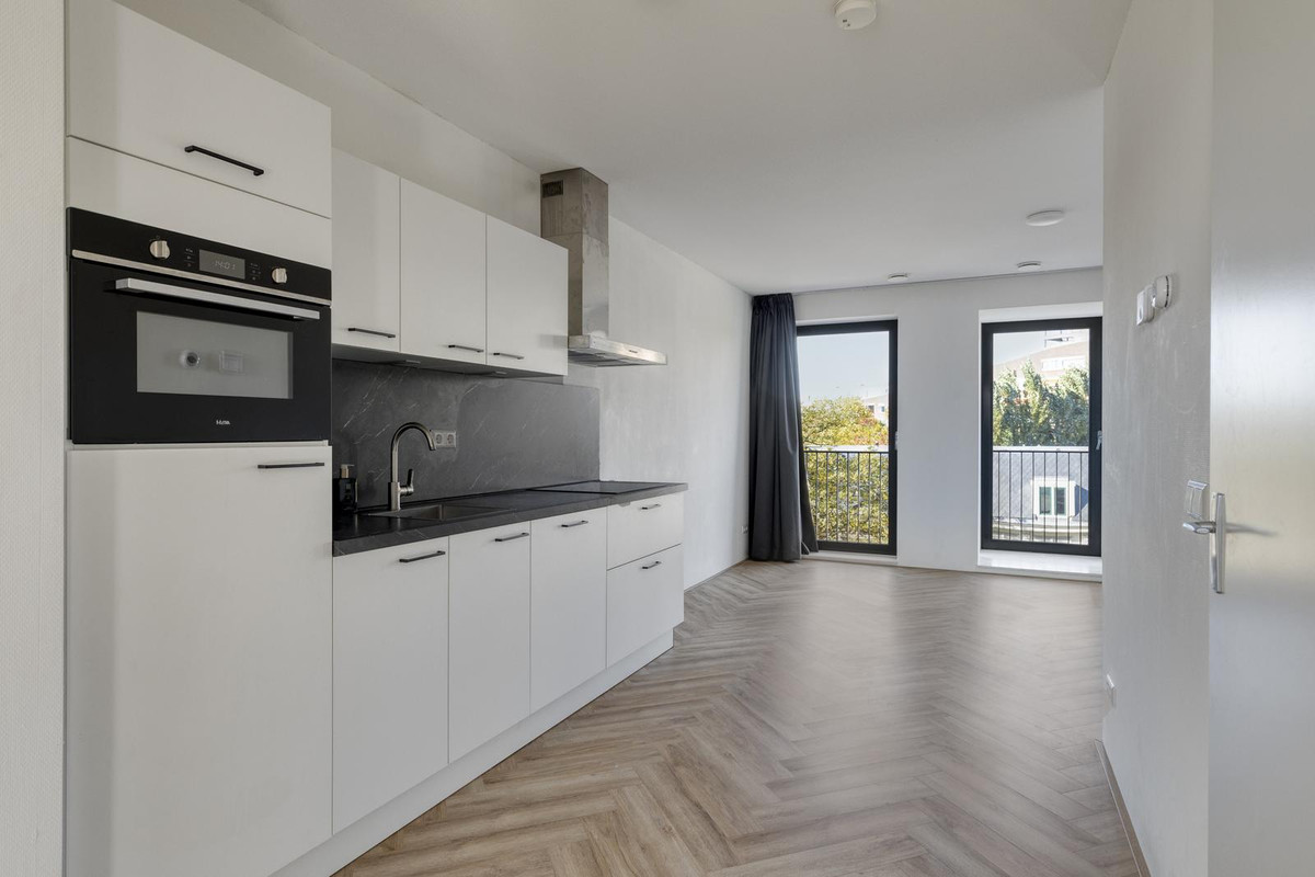 Appartement te koop: Bergweg 108E, Rotterdam