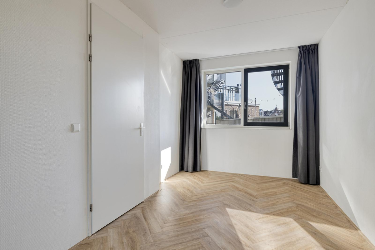 Appartement te koop: Bergweg 108E, Rotterdam