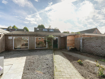 Dorpsstraat 38