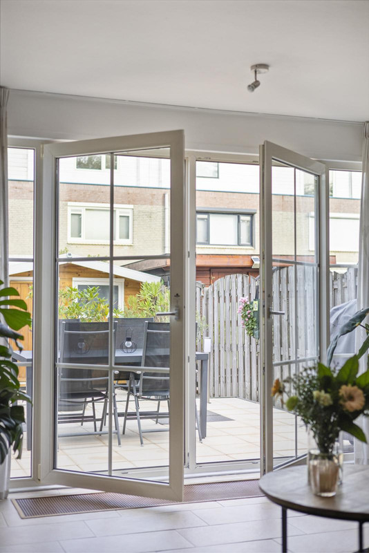 Tussenwoning te koop: Lena Blok-Woutsstraat 33, Rotterdam