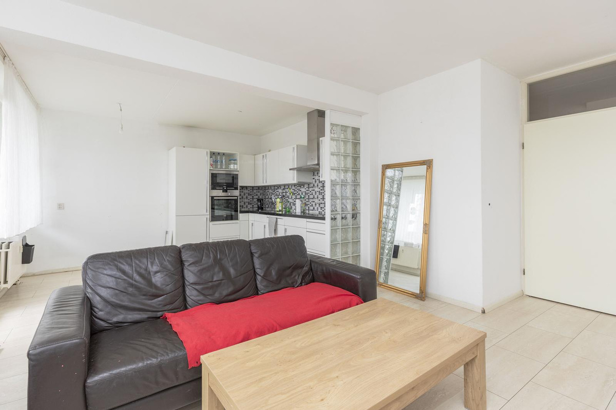Appartement te koop: strevelsweg 229, Rotterdam