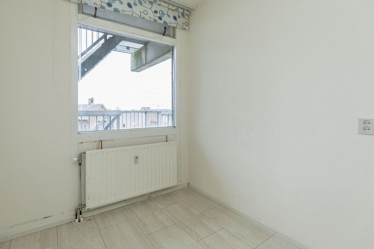 Appartement te koop: strevelsweg 229, Rotterdam