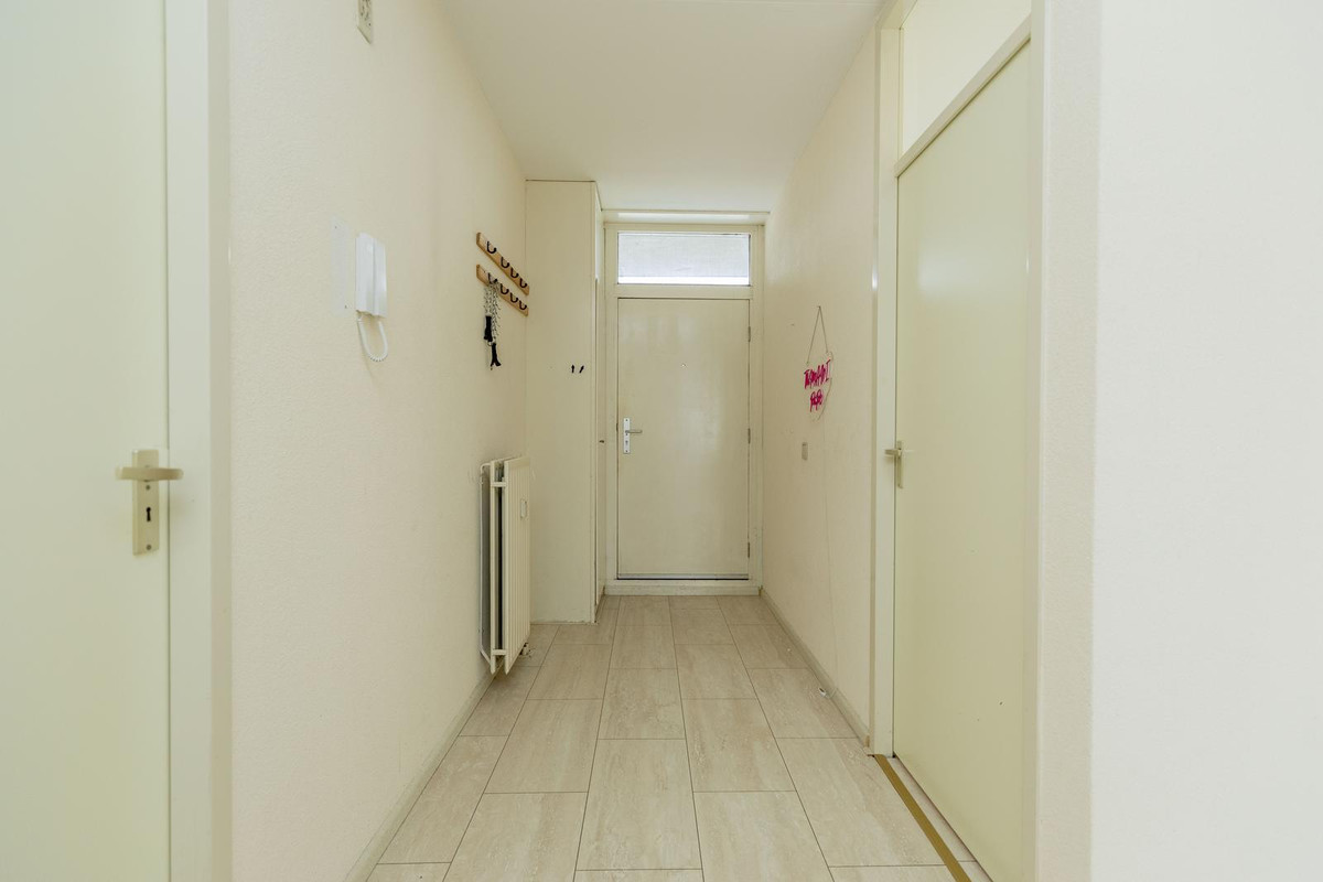Appartement te koop: strevelsweg 229, Rotterdam