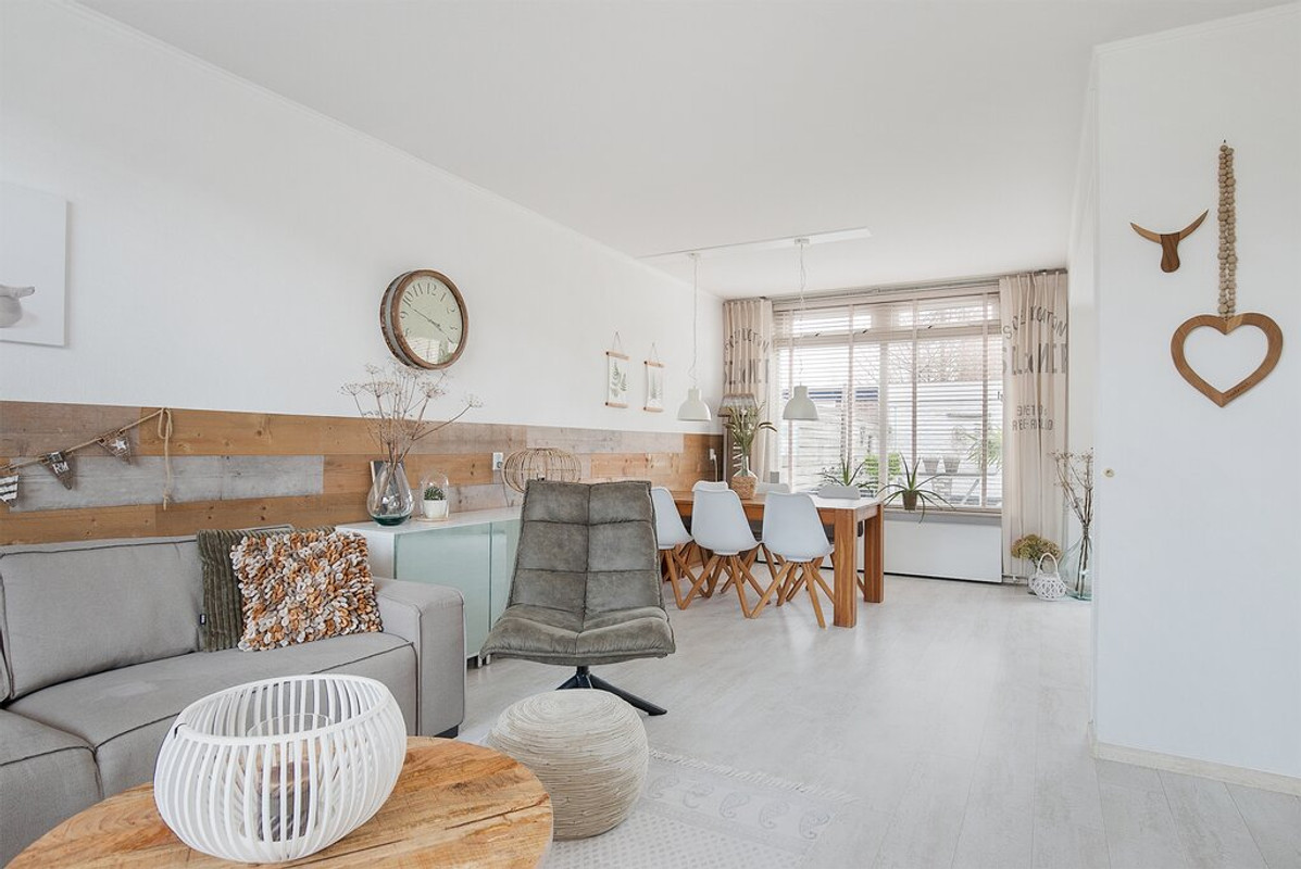 Tussenwoning te huur: Gerberalaan 27, Hoek