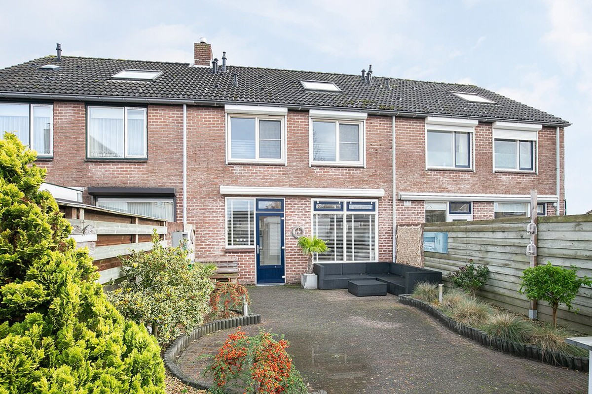 Tussenwoning te huur: Gerberalaan 27, Hoek
