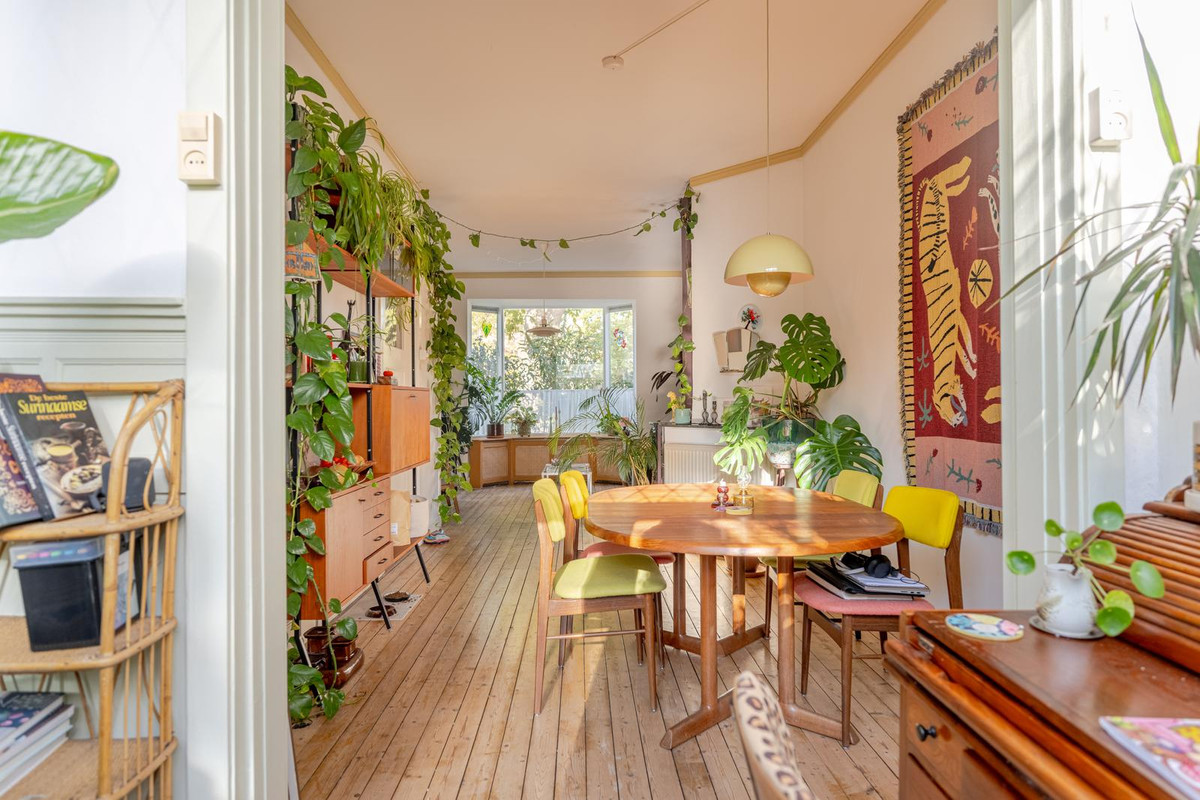 Twee-onder-één-kap te koop: Boergoensevliet 70, Rotterdam