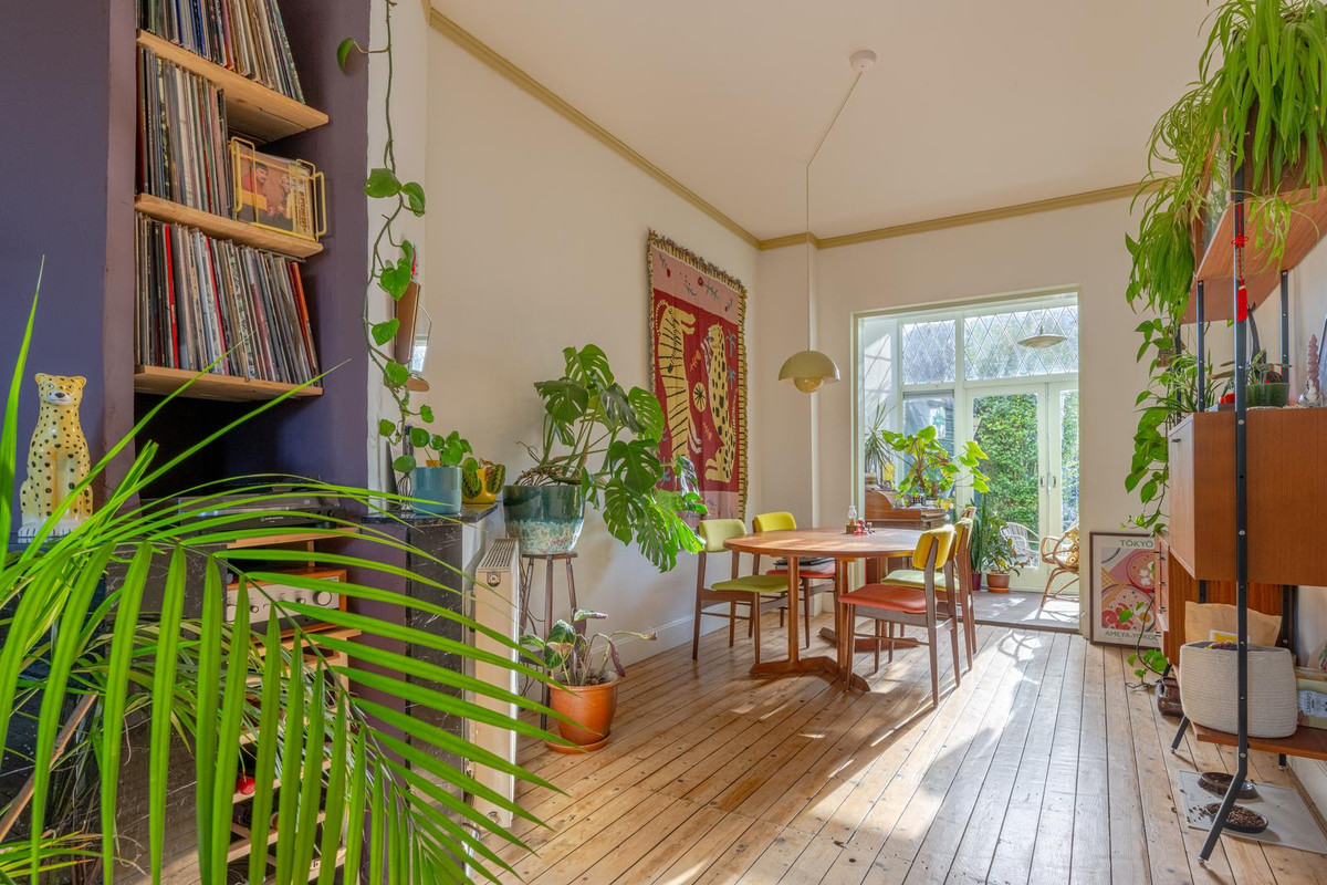 Twee-onder-één-kap te koop: Boergoensevliet 70, Rotterdam