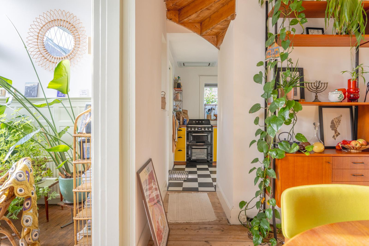 Twee-onder-één-kap te koop: Boergoensevliet 70, Rotterdam